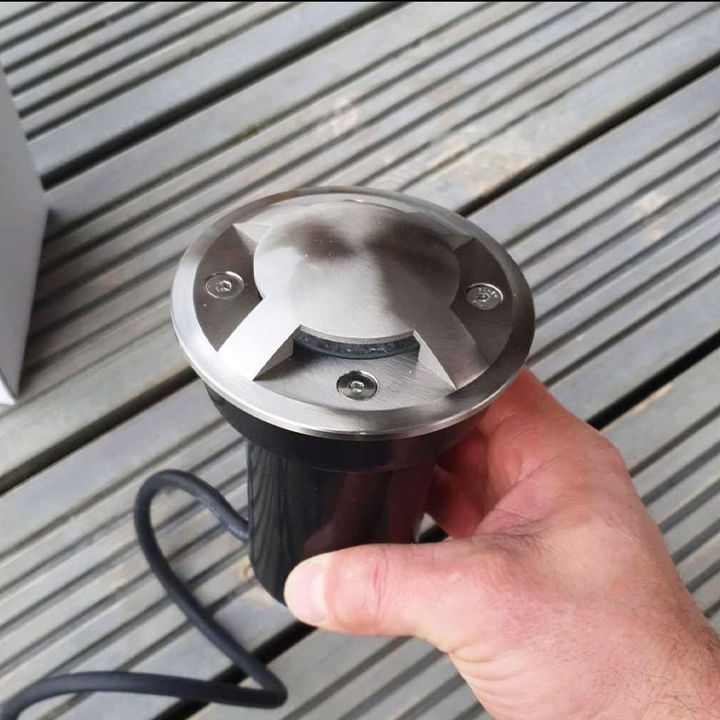 Quadmax 12v Plug and Play - Large 4 Way In Ground / Step Light - Stainless Steel (304) - Image 3
