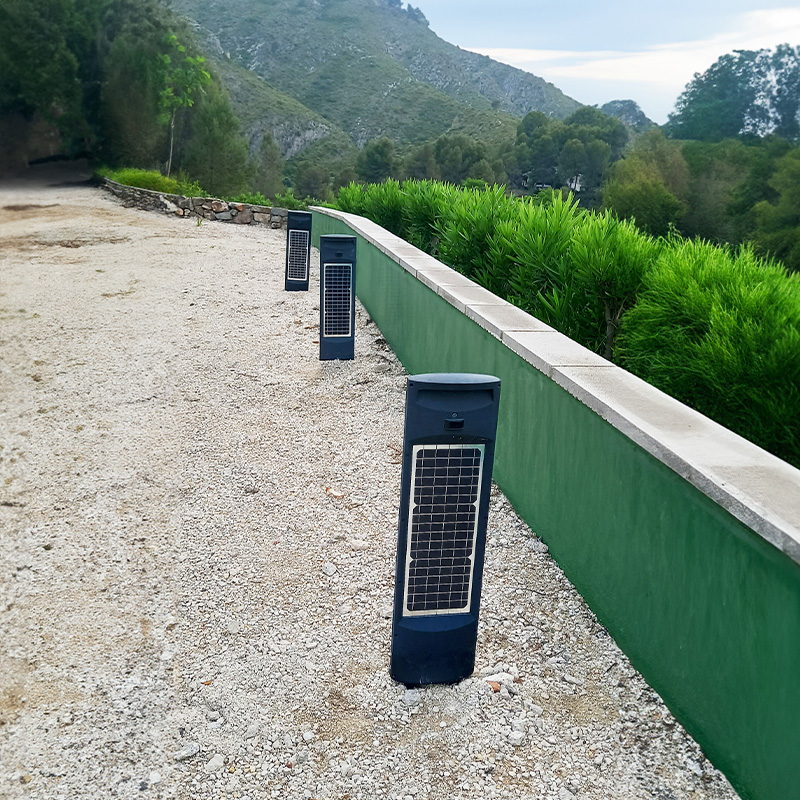 Pro Solar SOL-ICON - Two Sided PIR Solar Path Light - Image 12