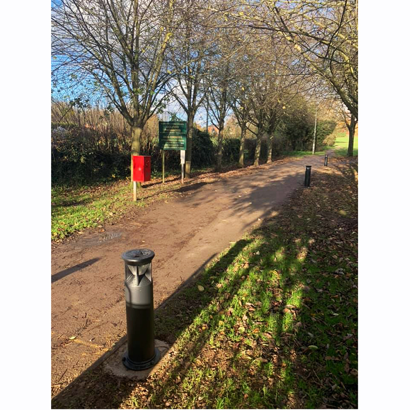 Pro Solar Guarda - Vandal Resistant Solar Bollard Light - Image 5