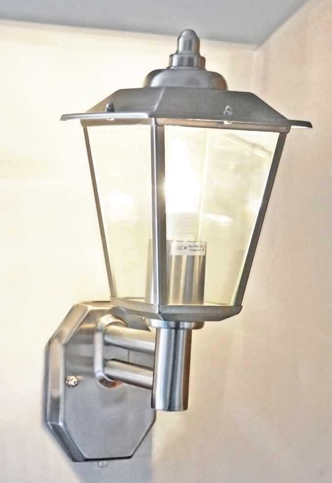 Stellus CLASSICA 375 WL PC - Stainless Steel Wall Light with Dusk to Dawn Photocell