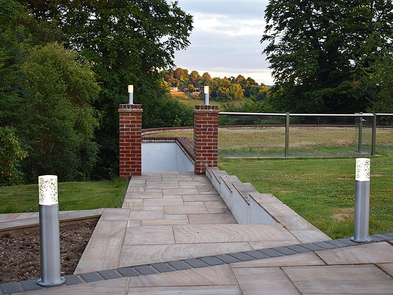 Airlite - Anodised Aluminium Dusk to Dawn Post Light 240V - Image 4