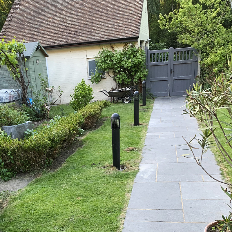 DOMUS Louvred Aluminium Path Light (600mm / 900mm) - White or Black - Image 3