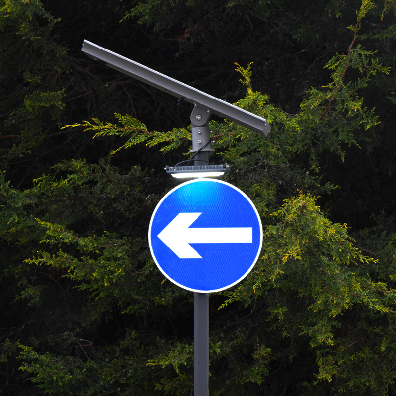 ViaMAX SKY-EYE Solar LED Sign Light / Solar Floodlight - Image 2