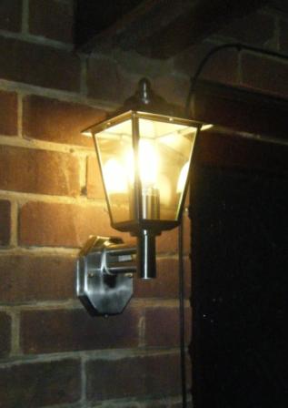 Stellus CLASSICA 375 WL PC - Stainless Steel Wall Light with Dusk to Dawn Photocell - Image 3