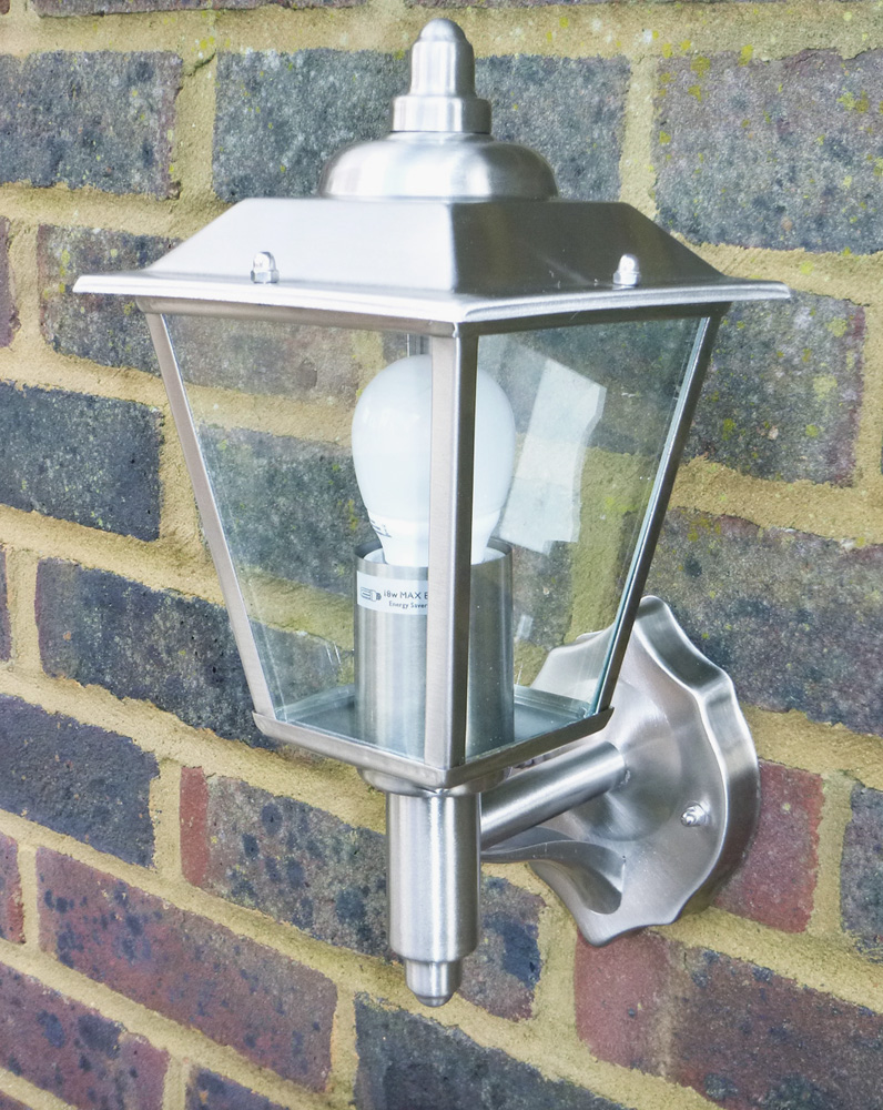 Stellus CLASSICA 320 WL - Stainless Steel Outdoor Wall Lantern - Image 5