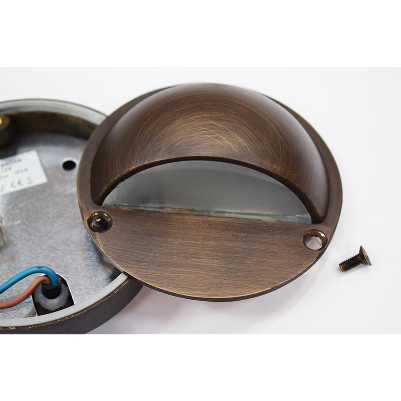 Eyelite 12V Step Light - Brass (Rustic Bronze Finish) - VERSA Plug & Play - Image 5