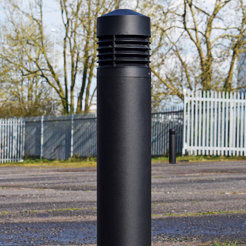 Fortress Dusk to Dawn Bollard Light (Photocell) - Professional Root Mount System - Image 4